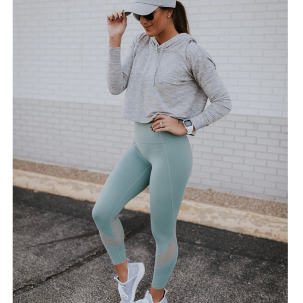 Athleta Athleta Eclipse 7/8 Tights Seafoam Green Sage Mesh Size Large - Picture 9 of 9